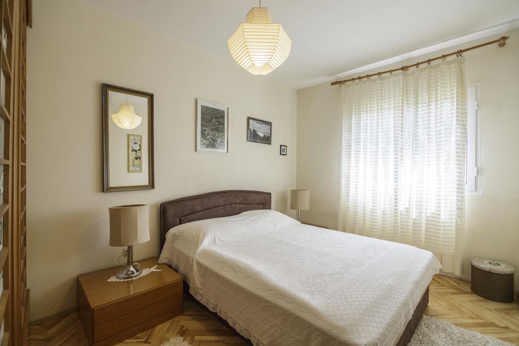 Apartments Popaj คอมีชา ภายนอก รูปภาพ