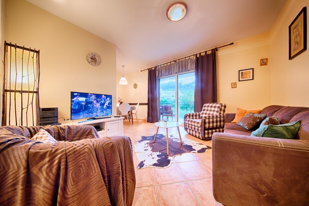 Apartments Popaj คอมีชา ภายนอก รูปภาพ