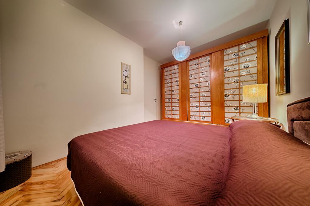 Apartments Popaj คอมีชา ภายนอก รูปภาพ
